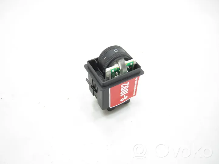 Audi A6 S6 C6 4F Bouton commande réglage hauteur de phares 4F0941301A