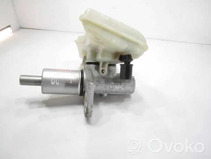 Audi A6 S6 C6 4F Brake fluid reservoir 8E0611301E