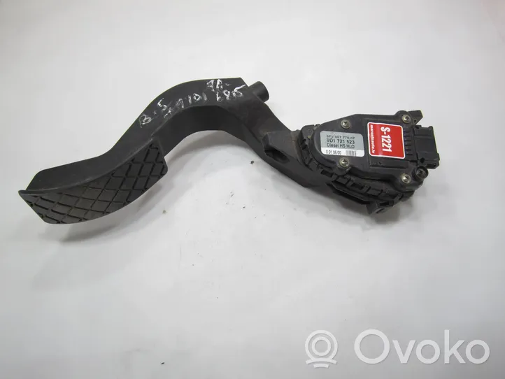 Audi A4 S4 B5 8D Pedale dell’acceleratore 8D1721523