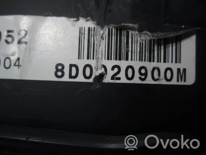 Audi A4 S4 B5 8D Spidometrs (instrumentu panelī) 8D0920900M