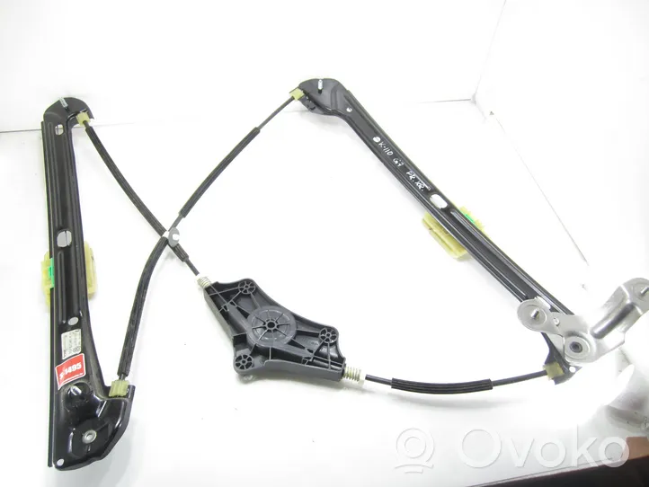 Volkswagen Golf VII Front door window regulator with motor 5G4837461H