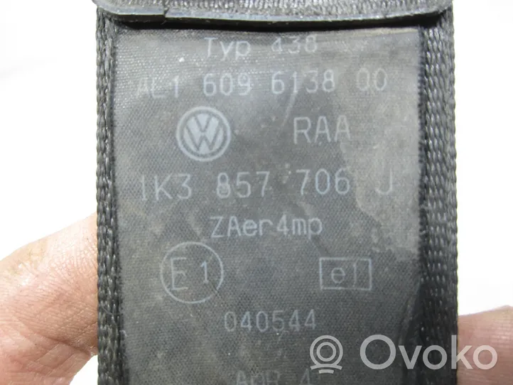 Volkswagen Golf V Etuistuimen turvavyö 1K3857706J