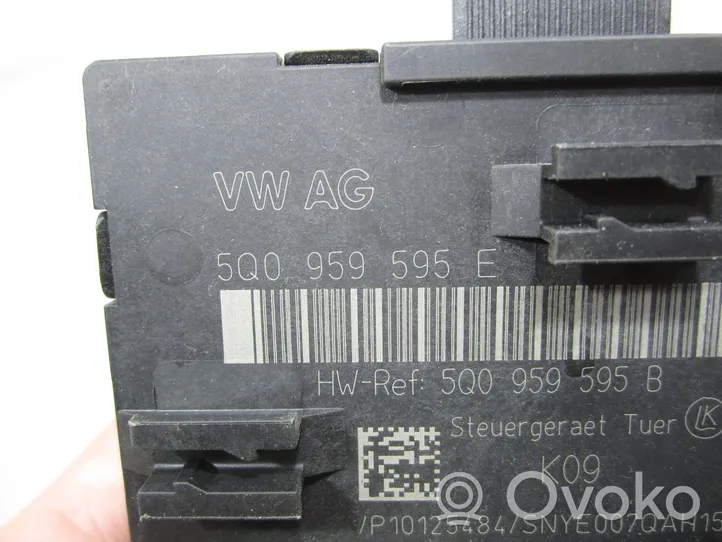 Volkswagen PASSAT B8 Oven ohjainlaite/moduuli 5Q0959595E