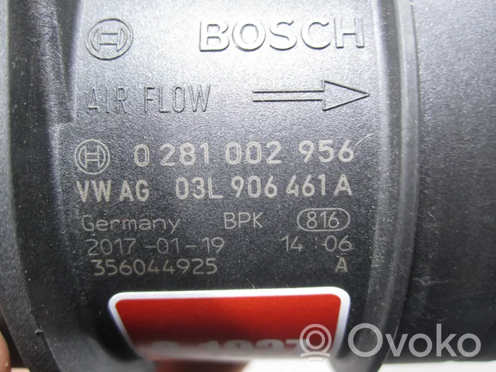 Volkswagen PASSAT B8 Przepływomierz masowy powietrza MAF 03L906461A