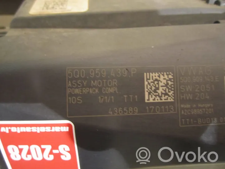 Volkswagen PASSAT B8 Hammastanko 5Q0909143F