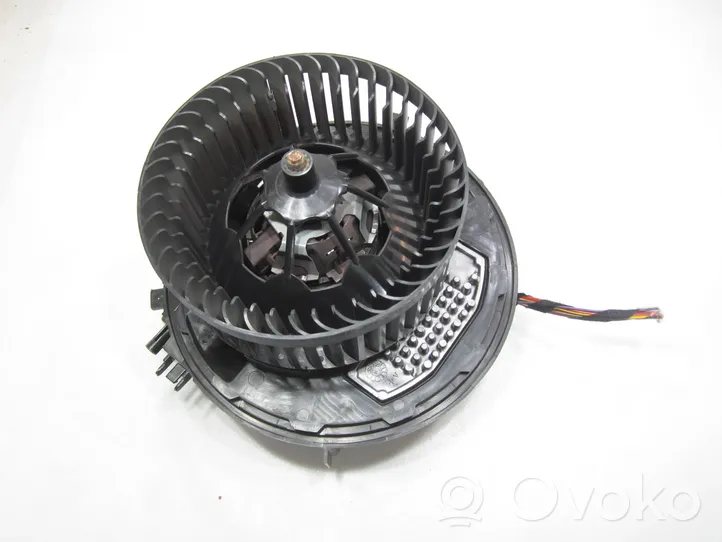 Volkswagen PASSAT B8 Soplador/ventilador calefacción 3Q1819021D