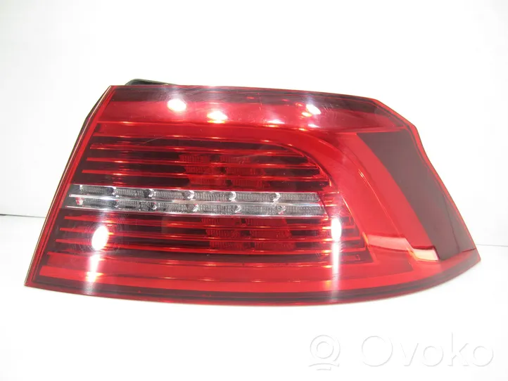 Volkswagen PASSAT B8 Lampa tylna 3G5945208C