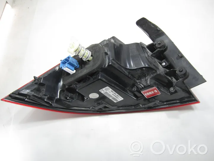 Volkswagen PASSAT B8 Rear/tail lights 3G5945208C