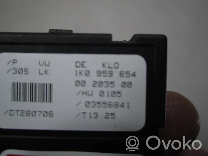 Skoda Octavia Mk2 (1Z) Stūres stāvokļa (leņķa) sensors 1K0959654