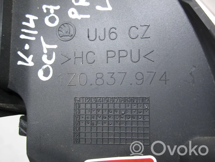 Skoda Octavia Mk2 (1Z) Cita veida salona detaļa 1Z0837974