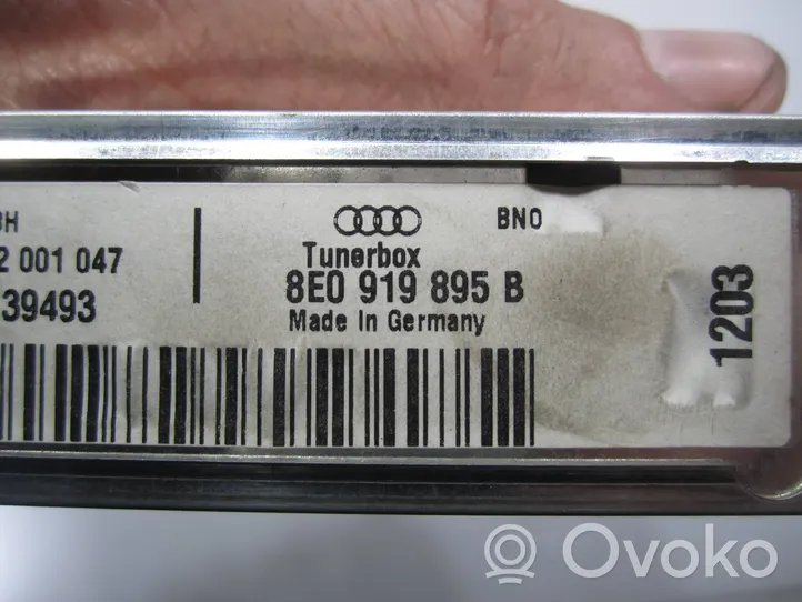 Audi A4 S4 B6 8E 8H GPS-navigaation ohjainlaite/moduuli 8E0919895B