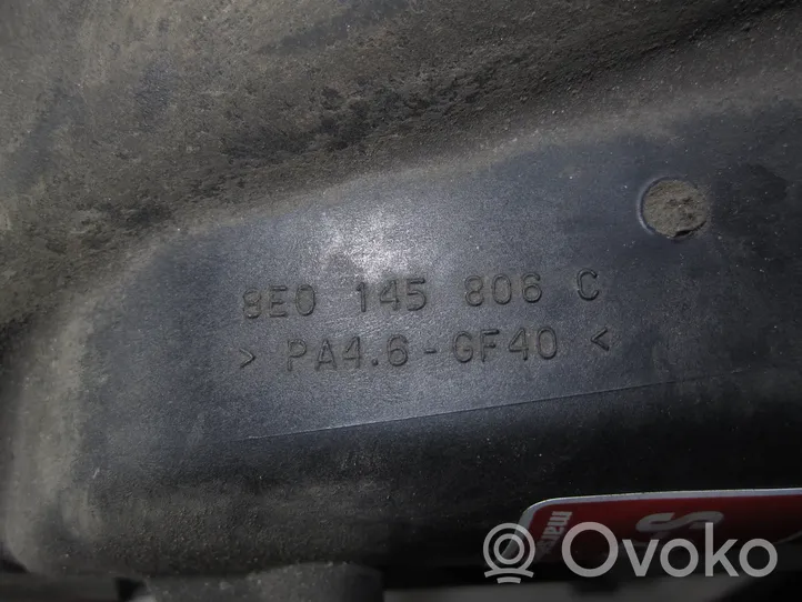 Audi A4 S4 B6 8E 8H Interkūlerio radiatorius 8E0145806C