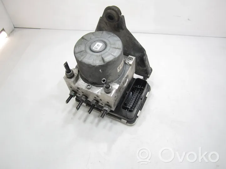 Volkswagen Caddy ABS Pump 7E0907379P