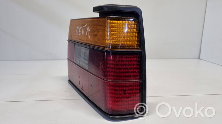 Volkswagen Jetta II Lampa tylna 165945112