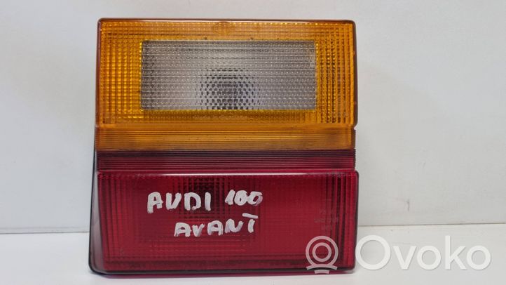 Audi 100 S4 C4 Lampy tylnej klapy bagażnika 843945226