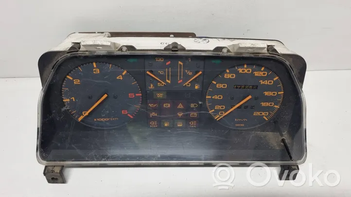 Mazda 626 Compteur de vitesse tableau de bord 