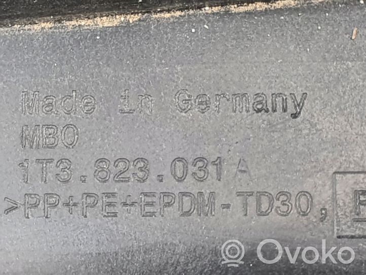 Volkswagen ID. Buzz Etupuskurin ylempi jäähdytinsäleikkö 1T3823031A