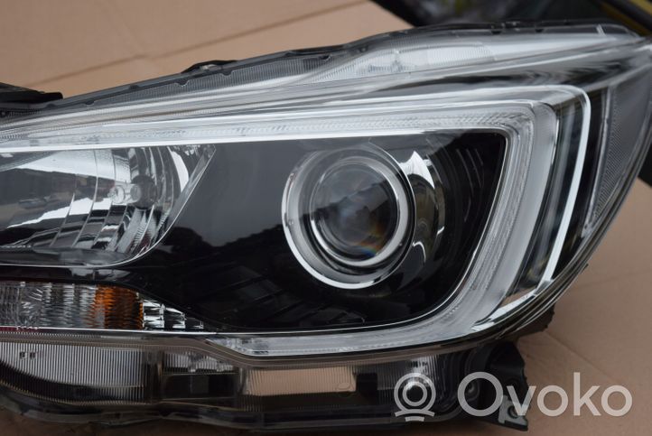 Subaru Outback (BT) Lampa przednia 