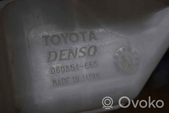 Toyota RAV 4 (XA50) Réservoir de liquide lave-glace 060851665