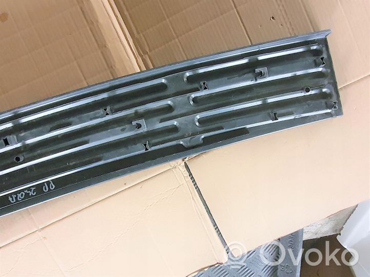 Ford Expedition Modanatura della barra di rivestimento del paraurti anteriore 2L1417B810ACW