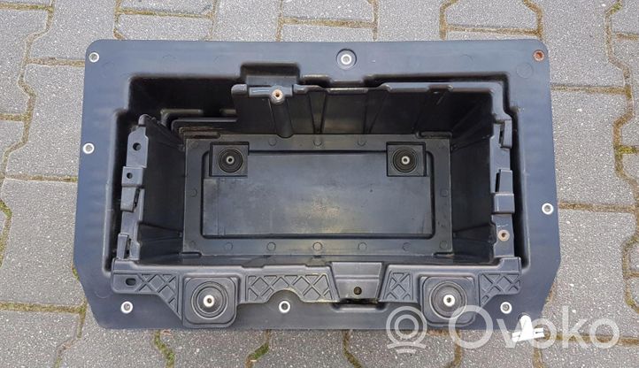 Land Rover Range Rover L405 Support boîte de batterie 