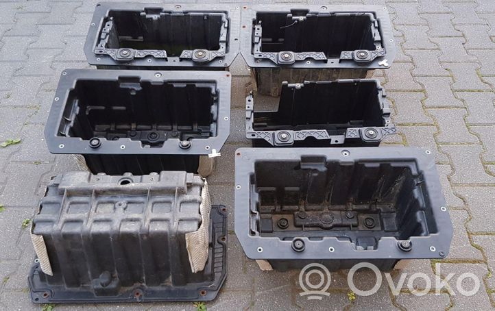 Land Rover Range Rover L405 Support boîte de batterie 