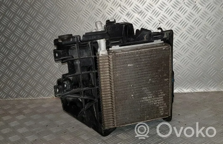 Jaguar XJ X351 Radiatore di raffreddamento AW93-8A107-AF