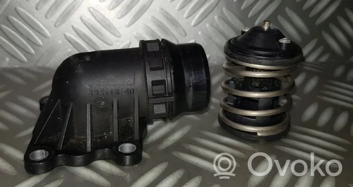 BMW X5 E70 Boîtier de thermostat 7805192