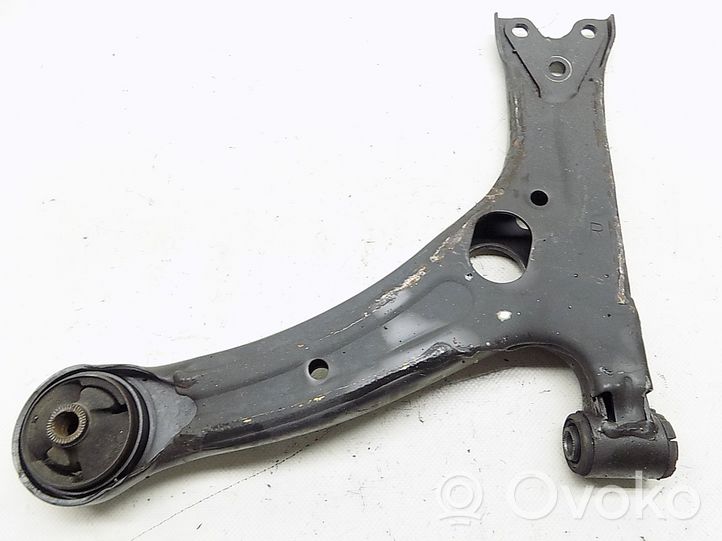 Toyota Corolla Verso AR10 Fourchette, bras de suspension inférieur avant 486550F010