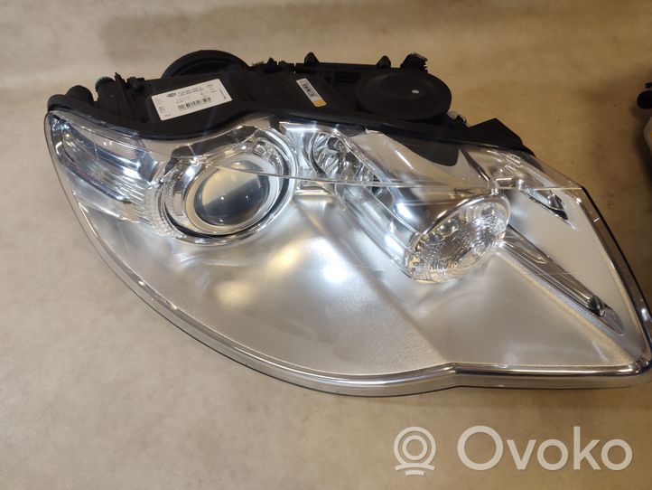 Volkswagen Touareg I Lot de 2 lampes frontales / phare 7L6941031C