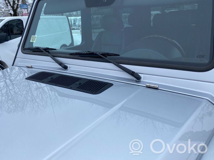 Mercedes-Benz G W461 463 Rygiel / Zaczep zamka pokrywy przedniej / maski silnika A4608800228