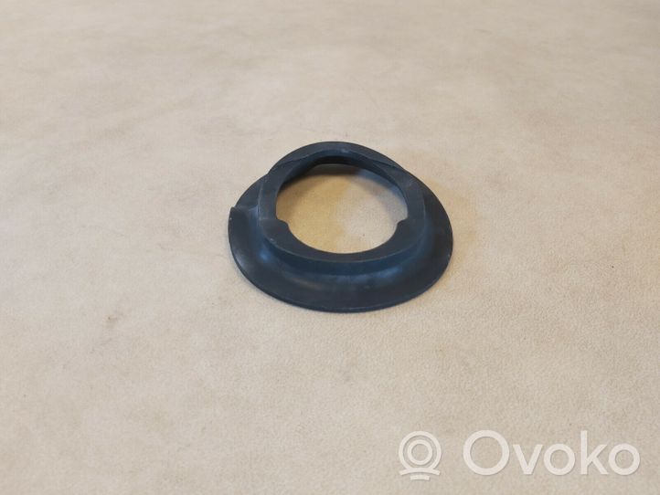 BMW 3 E46 Front coil spring rubber mount 31331096664