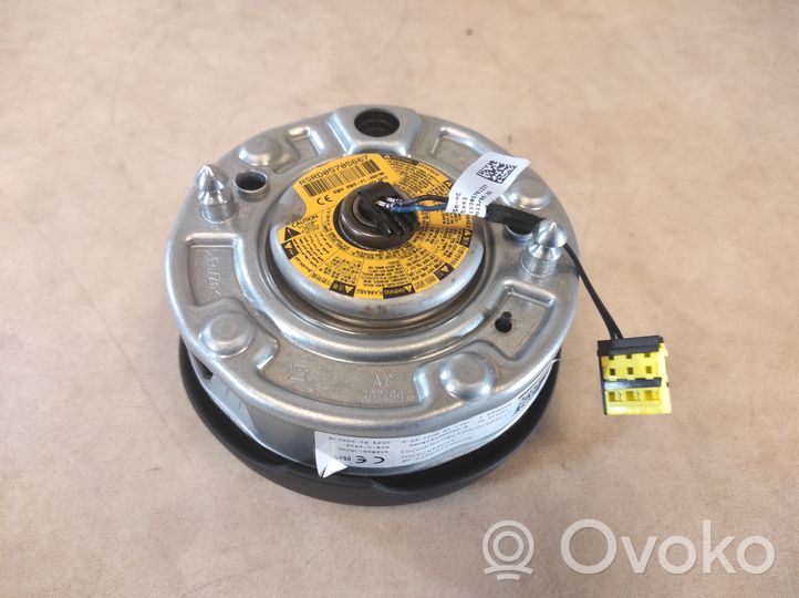 BMW X3 F25 Vairo oro pagalvė 32308092206