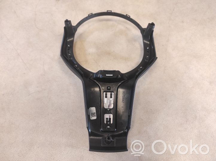 BMW 1 F20 F21 Element kierownicy 32307846032