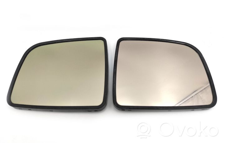 Lexus RX 300 Vetro specchietto retrovisore 562228