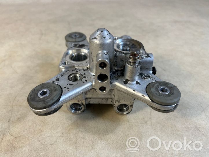 Porsche 911 991 Blocco valvola della sospensione pneumatica 99135907702