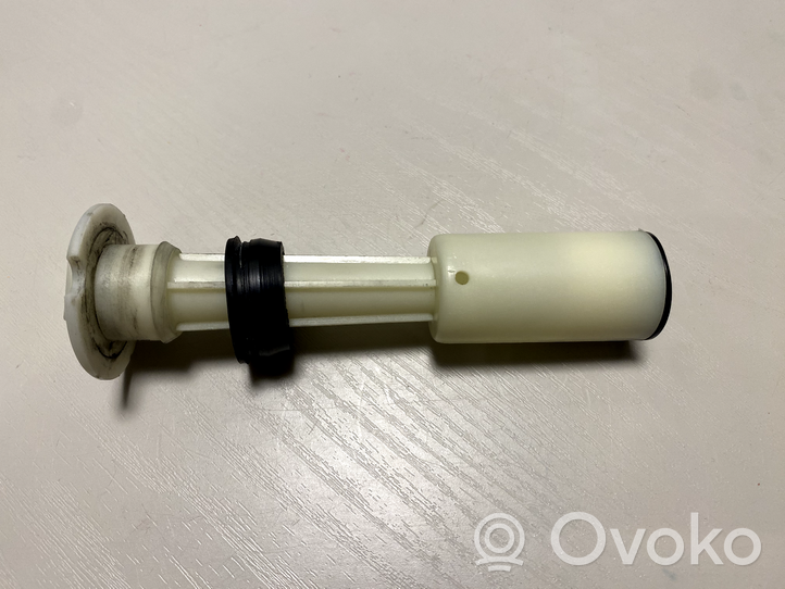 Mercedes-Benz G W461 463 Sensore di livello del liquido refrigerante A2105400545