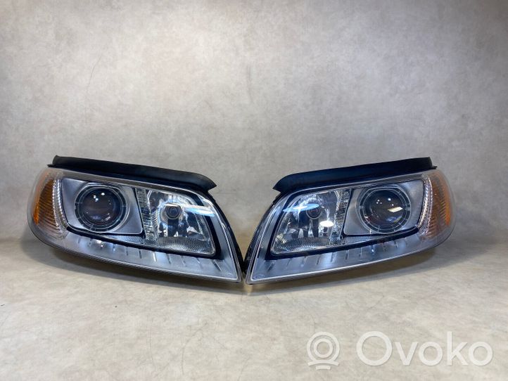 Volvo S80 Lampy przednie / Komplet 31214347