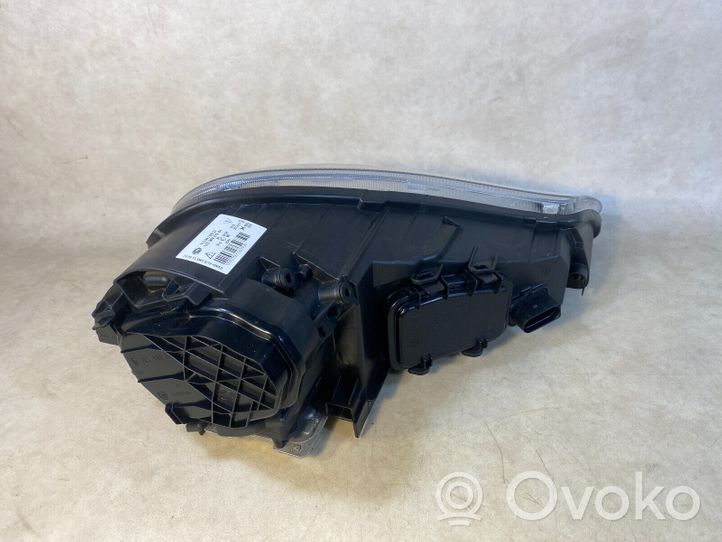 Porsche Cayenne (9PA) Lampy przednie / Komplet 7L5.941.032.D