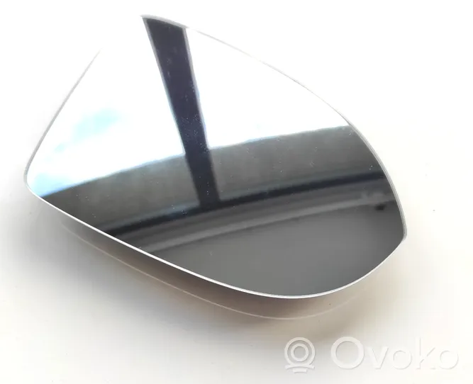 Volkswagen PASSAT B8 Wing mirror glass 3G0.857.521.A