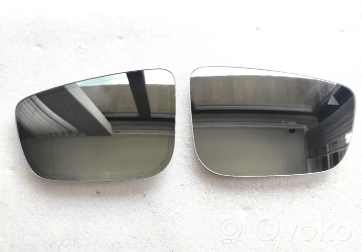 BMW 4 G22 G23 G24 G26 Verre de rétroviseur latéral 51167011721