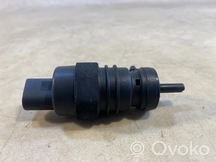 Mercedes-Benz G W461 463 Pumpe Scheibenwaschanlage A2108690821