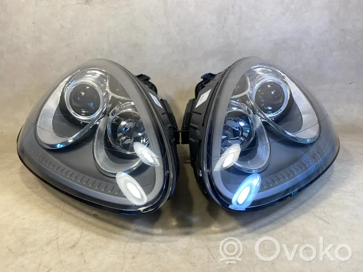 Porsche Cayenne (92A) Lot de 2 lampes frontales / phare 7P5941030AQ