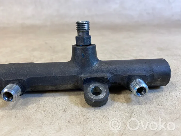 Mercedes-Benz G W461 463 Kraftstoffverteiler Einspritzleiste A6280700095