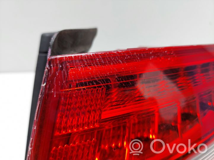 Audi A4 S4 B8 8K Aizmugurējais lukturis virsbūvē 2SK01091604