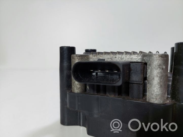 Audi A4 S4 B5 8D Module d'allumage 0040402003