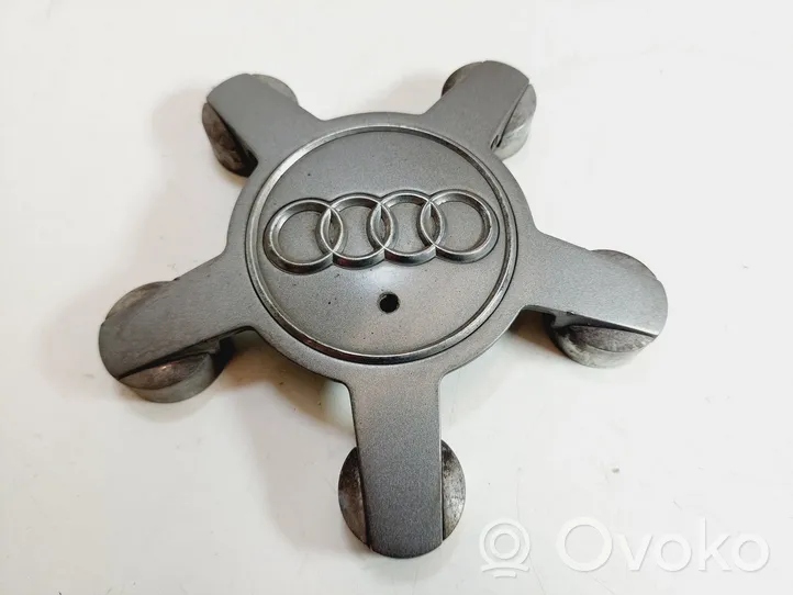 Audi A6 C7 Borchia ruota originale 4F0601165N