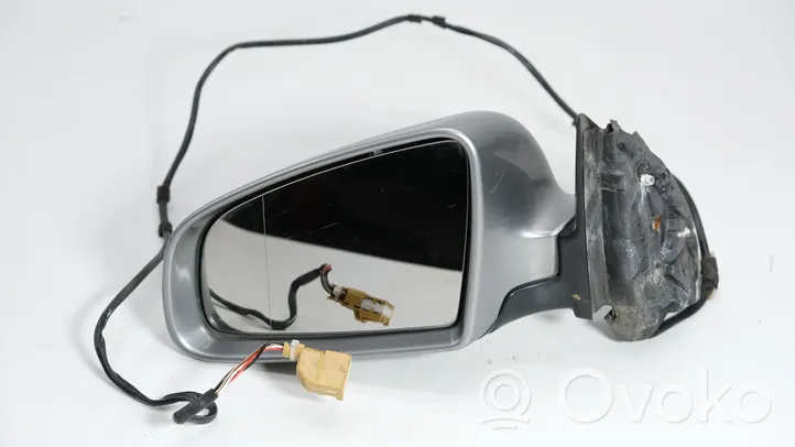 Audi A4 S4 B6 8E 8H Front door electric wing mirror 010681