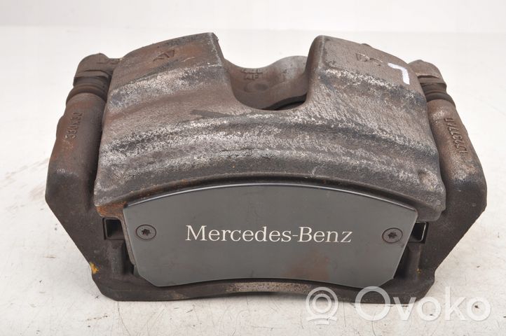 Mercedes-Benz GLA H247 Etujarrusatula A1774213300