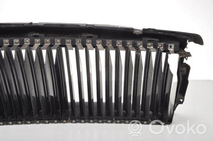 Rolls-Royce Wraith Maskownica / Grill / Atrapa górna chłodnicy 730135603